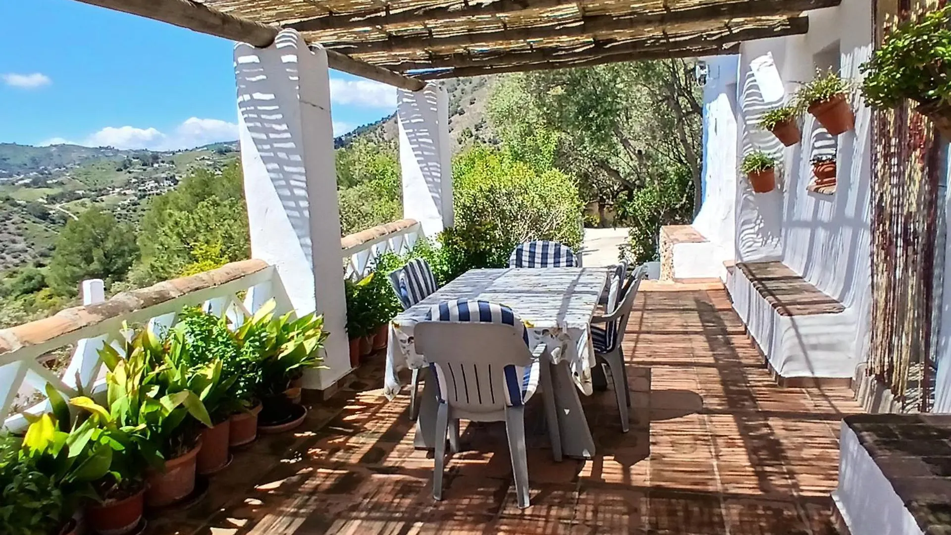 Cortijo Retama, Typical Andalusian Cottage, Romantic & Relax Villa By Eastern Costa Del Sol, In The Countryside Near Frigiliana Town, At 12 Kilometers From The Beach