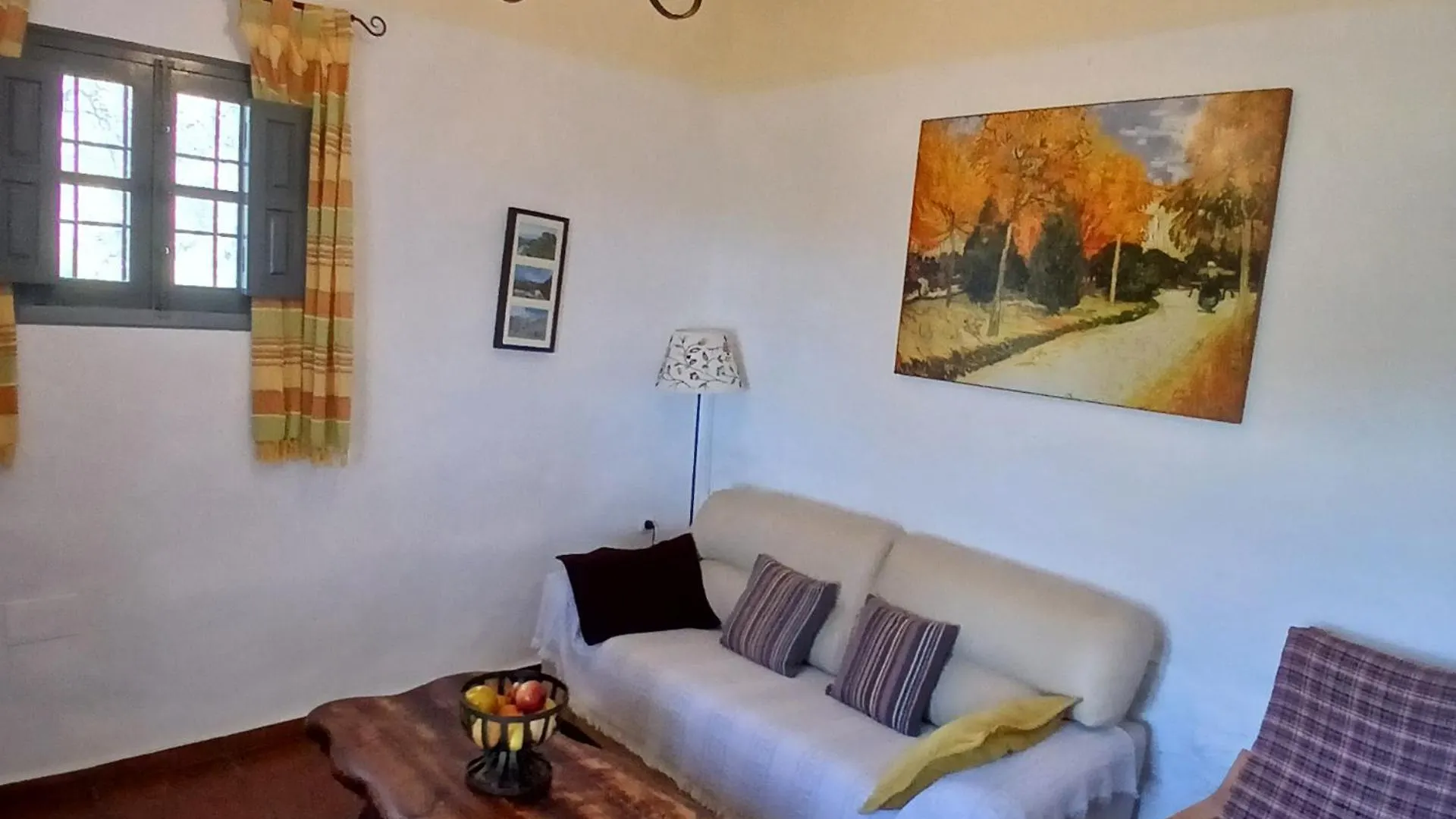 別荘 Cortijo Retama, Typical Andalusian Cottage, Romantic & Relax Villa By Eastern Costa Del Sol, In The Countryside Near Frigiliana Town, At 12 Kilometers From The Beach